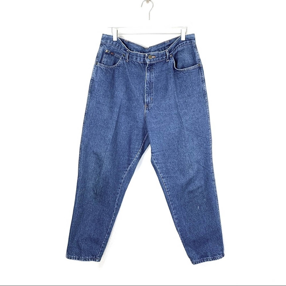 Chic High Waisted Medium Wash Vintage Mom Jeans